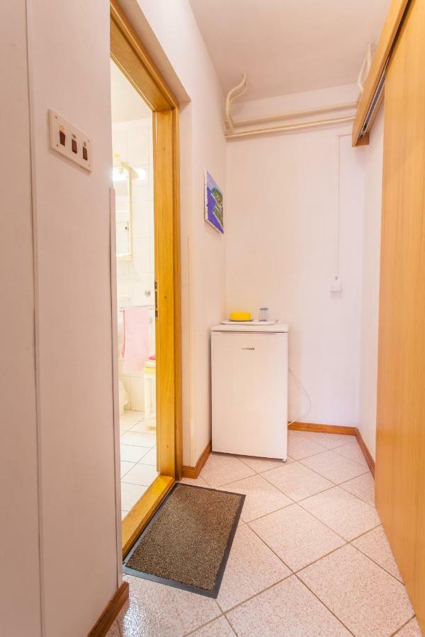 Rooms Ester Cres Εξωτερικό φωτογραφία