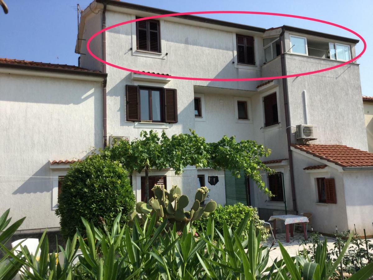 Rooms Ester Cres Εξωτερικό φωτογραφία